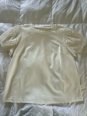 MELLODAY Soft Ivory Crewneck Blouse